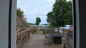 Outdoor dining - Lakeside Loft on Black Lake (Hammond)