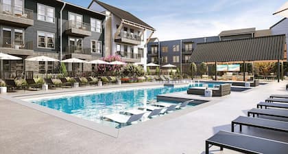 Blueground | Round Rock, pool, nr Chisholm Trail