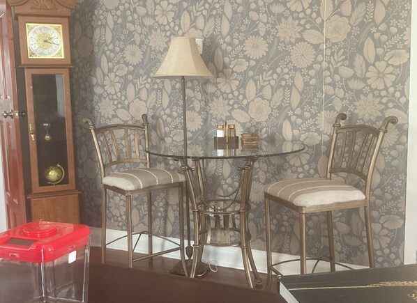 تناول الطعام