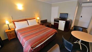 Standard Double Room | Blackout drapes, free WiFi