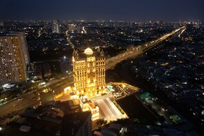 Front of property – evening/night