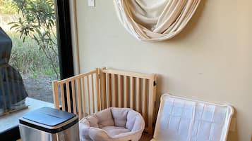 In-room safe, free WiFi, bed sheets