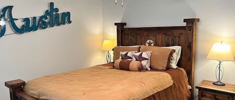 2 bedrooms, iron/ironing board, WiFi (free), bed sheets