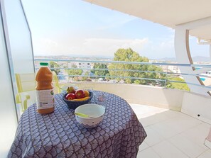 Outdoor dining - Royal Marine by Interhome (Fréjus)