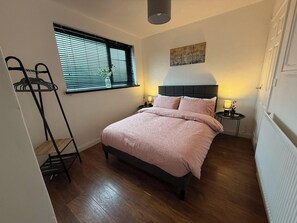 3 quartos, Wi-Fi, roupa de cama