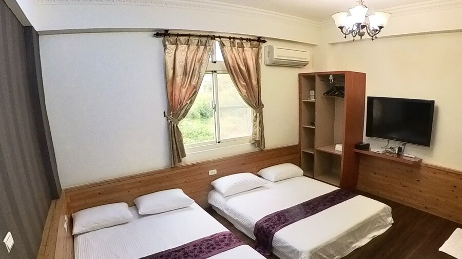 Feng Ming home stay
