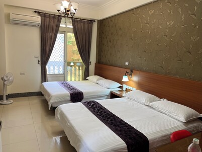 Feng Ming home stay