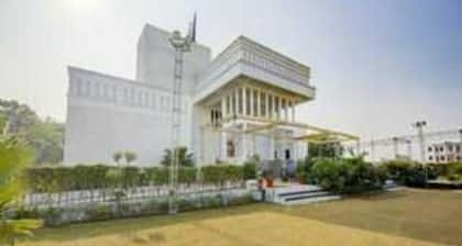 Hotel O Ansal Sushant City Formerly Oak Tree