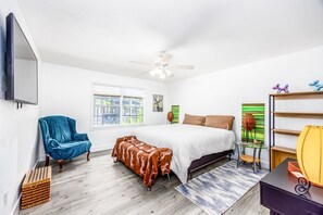 3 bedrooms, desk, iron/ironing board, free WiFi - Spacious Outdoor Seating, Beautifully Decorated, Prime Features (Gainesville)