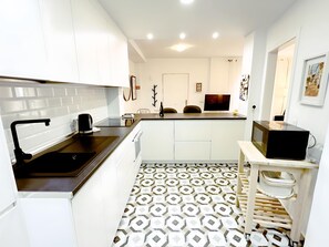 Fridge, microwave, oven, dishwasher