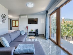 Living area - Perla 1 by Interhome (Opatija/Ičići)