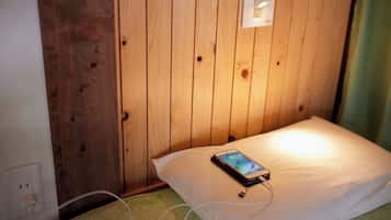 2 室のベッドルーム、WiFi (無料)、ベッドシーツ