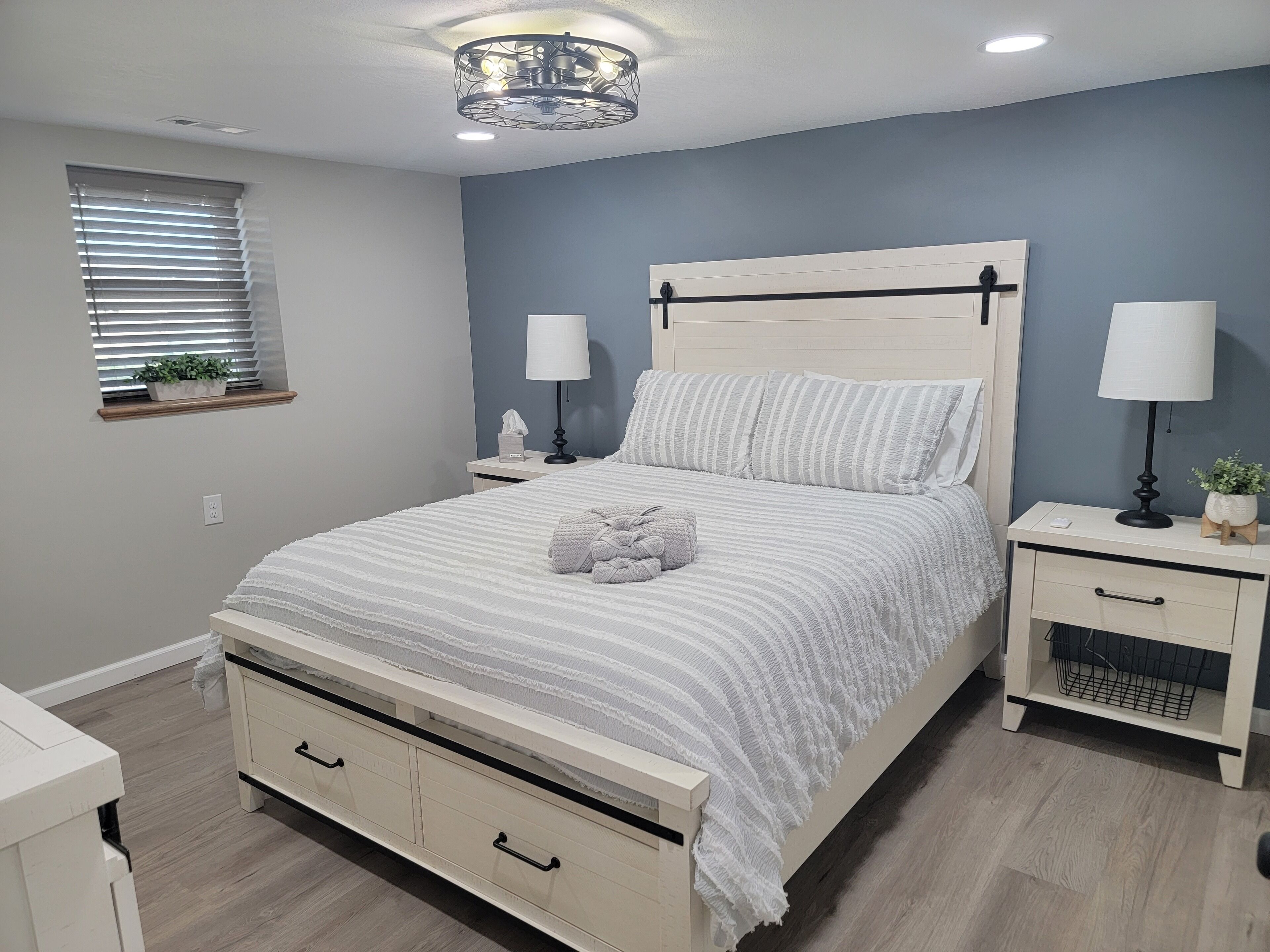 2 bedrooms, iron/ironing board, travel cot, free WiFi