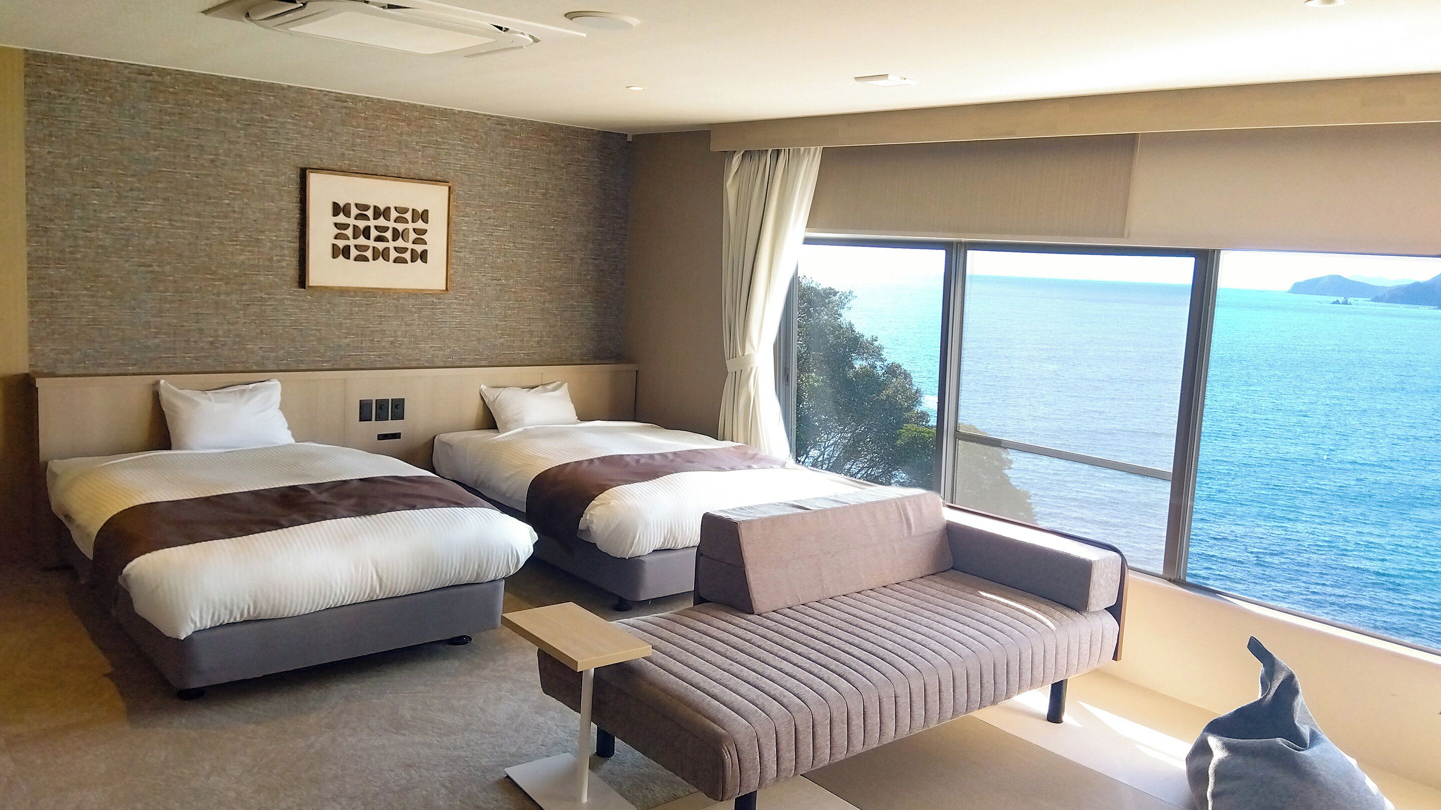 Standard Japanese Western Style Room Shower only, Non Smoking | Bed sheets