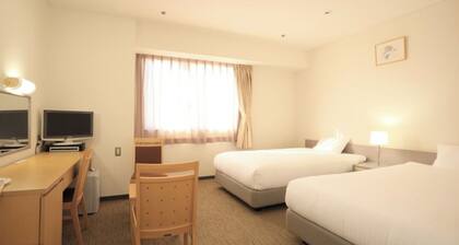 Smoking Twin Room No meals For a room only / Hirosaki Aomori