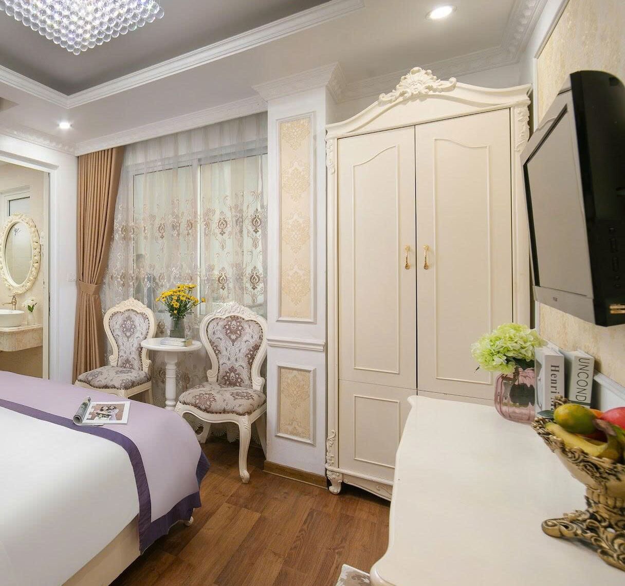 Dobbelt- eller tomannsrom – superior | Senger med Select Comfort-madrass, minibar og safe på rommet