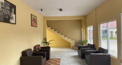 Hotel Warna