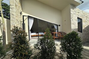 ลานระเบียง/นอกชาน