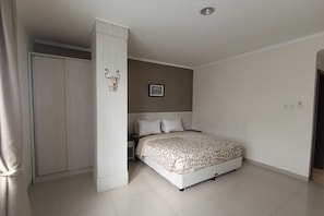 Chambre supérieure | Bureau, accès au Wi-Fi (inclus)