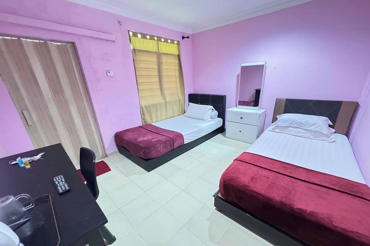 ห้องดีลักซ์ทวิน | โต๊ะทำงาน, Wi-Fi ฟรี, ผ้าปูที่นอน