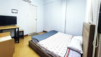 Double Room | Blackout curtains, free WiFi, bed sheets