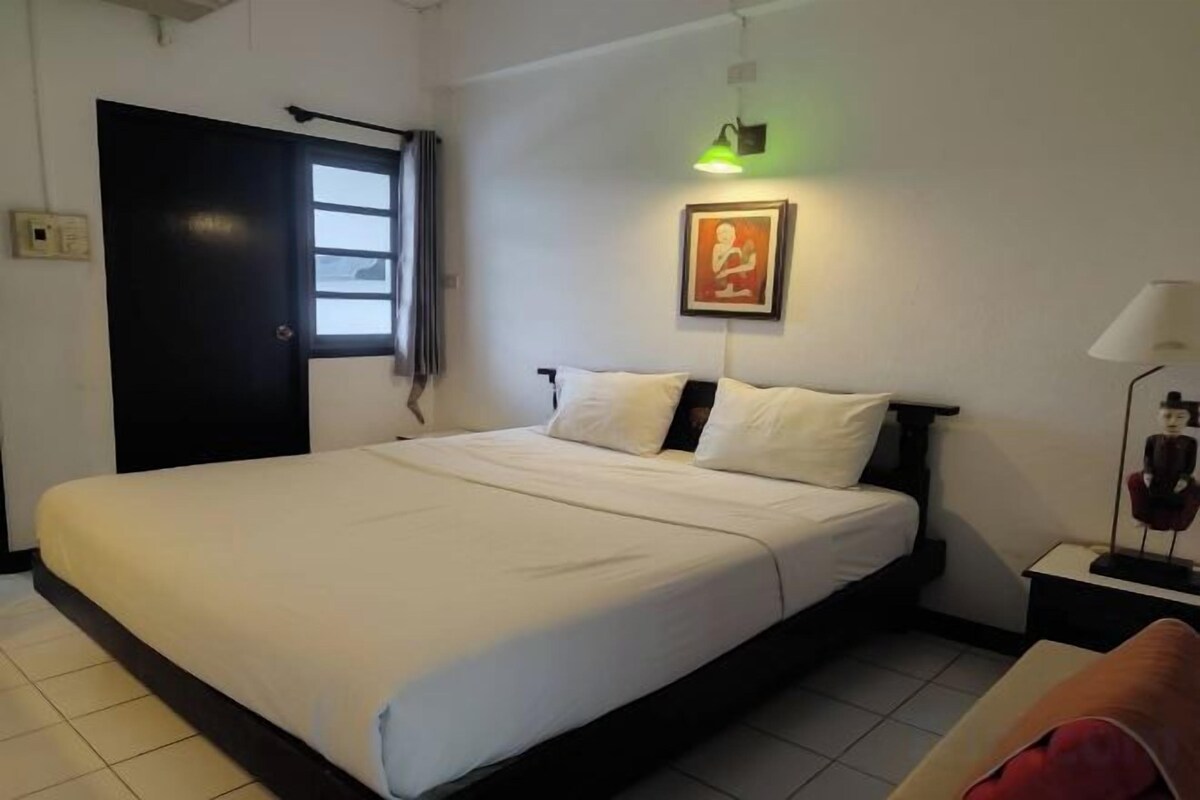 Desk, blackout drapes, rollaway beds (surcharge), WiFi (free)