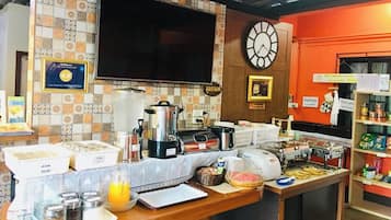 Daily buffet breakfast (THB 100 per person)