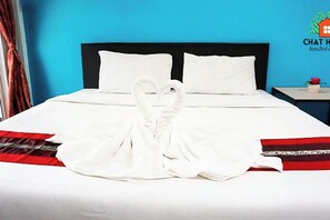 Desk, free WiFi - Chat House Chiang Rai (Chiang Rai)