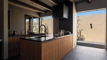 Fridge, microwave, stovetop, cookware/dishes/utensils
