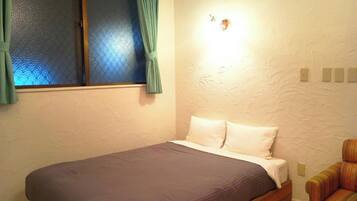 1 bedroom, desk, free WiFi, bed sheets