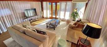 Antique Cosy Houseboat VINTAGE