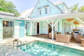 Villa | Pool | Indoor pool, outdoor pool