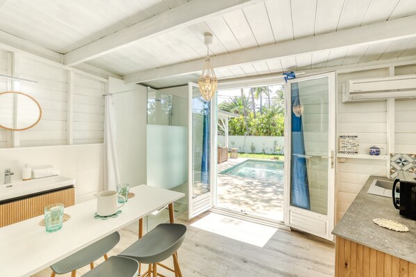 Villa | Dining