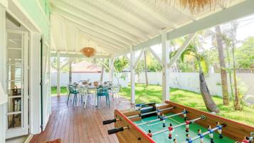 Villa | Buiten dineren