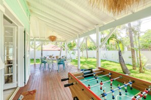 Villa | Outdoor dining