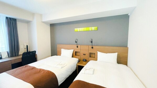 1 soverom, skrivebord, strykejern/-brett og wi-fi (inkludert)