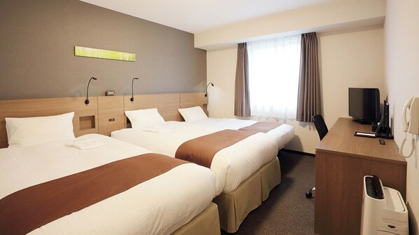 1 bedroom, desk, iron/ironing board, free WiFi - Nonsmoking Triple Room | Room only / Sapporo Hokkaidō (Sapporo)