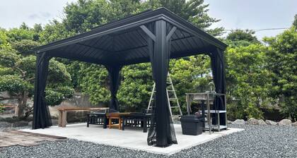 Room only Entire building available for exclusive use for one group per day / Oshimamachi Tokyo