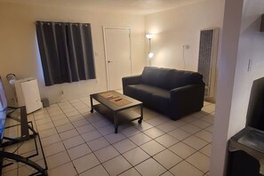 Smart TV - Cozy Cove #2 (Apple Valley)