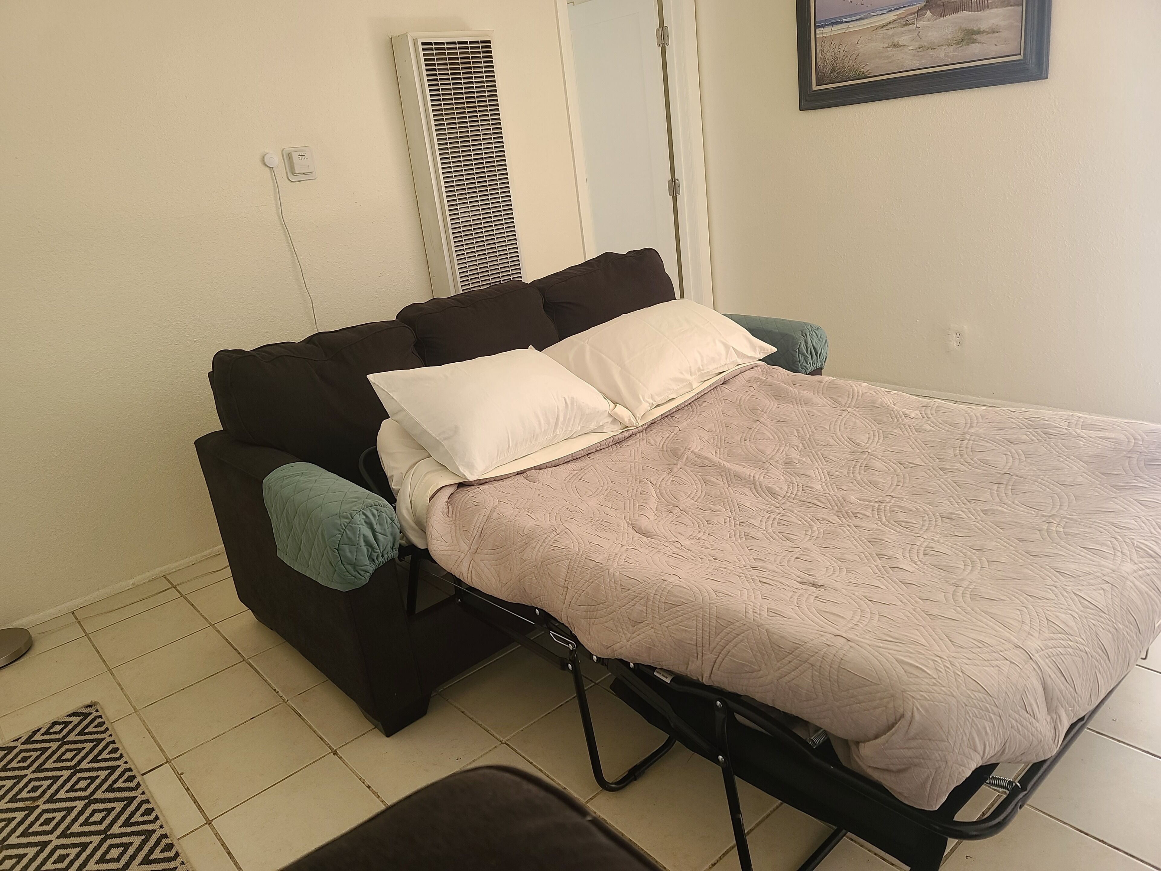 1 bedroom, iron/ironing board, WiFi, bed sheets