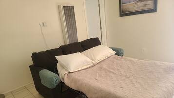 1 室のベッドルーム、アイロン / アイロン台、WiFi、ベッドシーツ