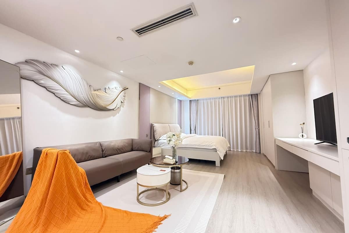 Habitación doble urbana, 1 cama Queen size, patio, vista a la ciudad | Wifi gratis y ropa de cama