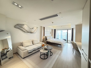 Elite Double Room, 1 Queen Bed, Patio, City View | Desk, laptop workspace, free WiFi, bed sheets - Yoki shimao international apartment (Beijing)