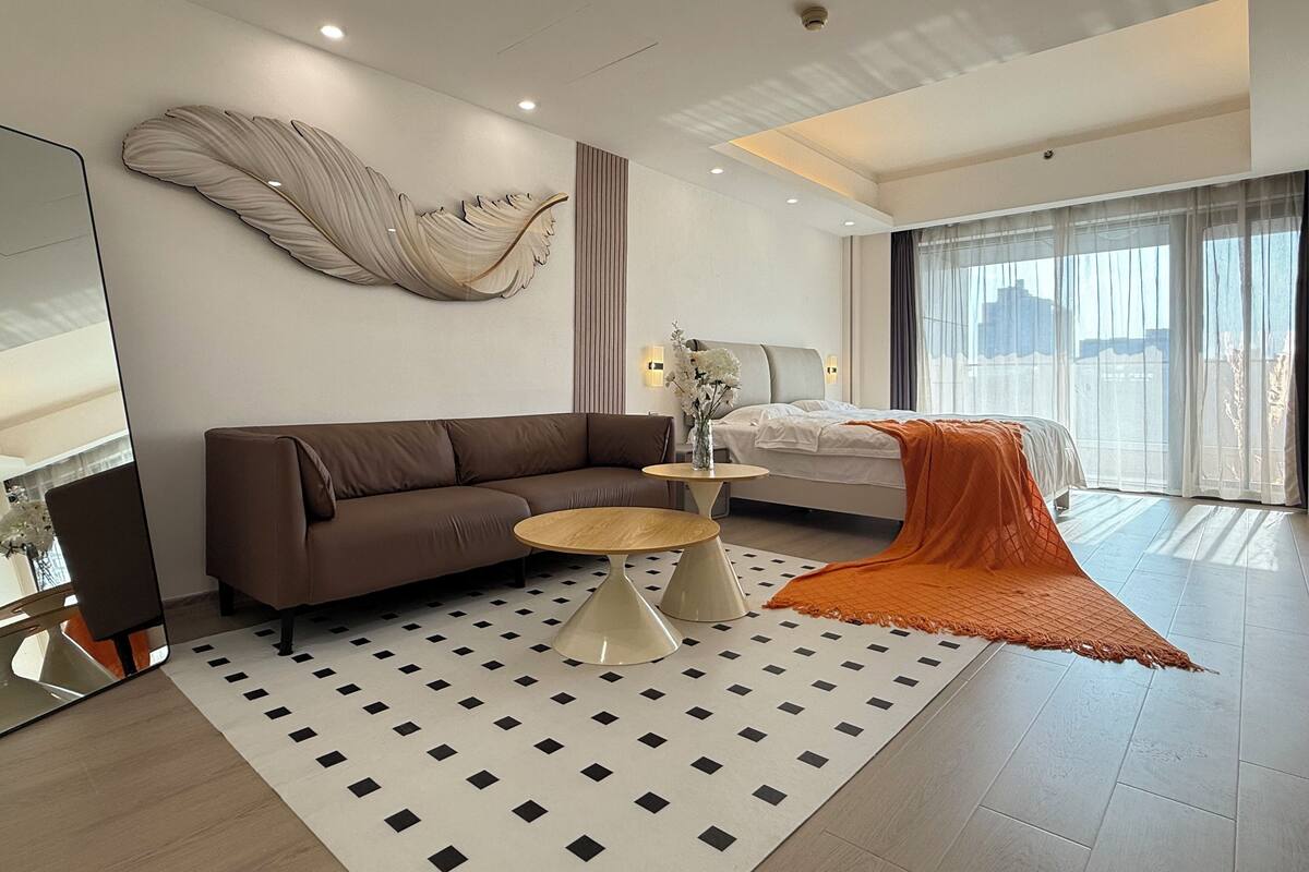 Habitación doble clásica, patio, vista a la ciudad | Wifi gratis y ropa de cama