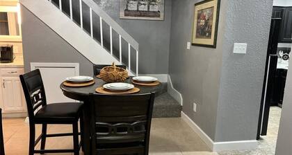 2-bedroom condo in lovely Shreveport with WiFi, AC