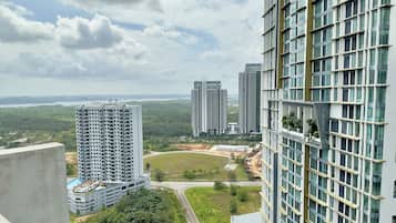 Comfort studio, 1 queensize bed met slaapbank | Balkon