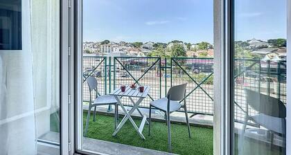 Les Roches by Interhome