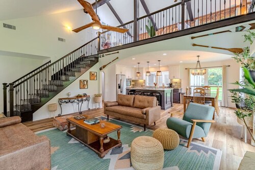 Resort home close to Lake Conroe