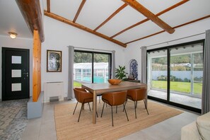 Interior - Villa Sun and Sea | Pool n' 2min walk to the Beach (Ponta Delgada)