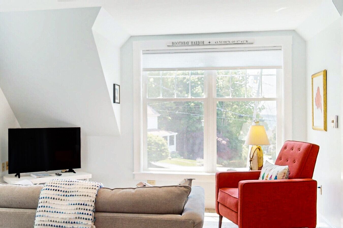 Ocean View | Coastal Cottage Loft | Walk To Harbor - Boothbay Harbor, ME
